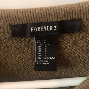 Forever 21 Sweaters - Forever 21 Cropped Sweater Forever 21 Sweaters - Forever 21 Cropped Sweater